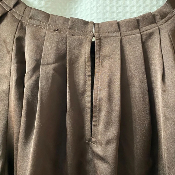 NWOT AT Pleat Neck Top - Picture 7 of 8